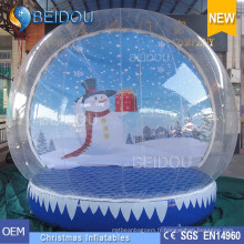 Globes de neige humain gonflables géants décoratifs décoratifs de Noël durables à vendre